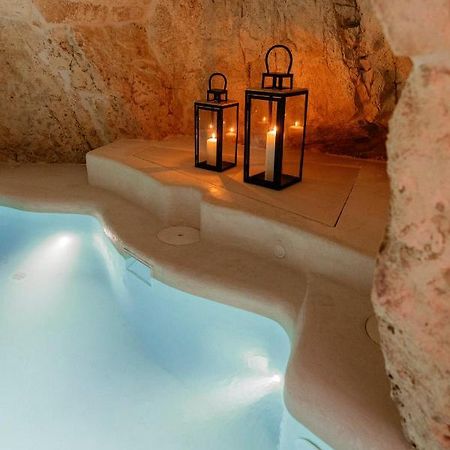 Bed and Breakfast Alesia Luxury Cave Ostuni Exterior foto