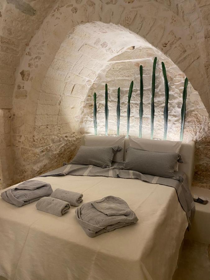Bed and Breakfast Alesia Luxury Cave Ostuni Exterior foto