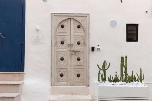 Bed and Breakfast Alesia Luxury Cave Ostuni Exterior foto