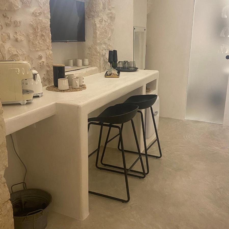 Bed and Breakfast Alesia Luxury Cave Ostuni Exterior foto