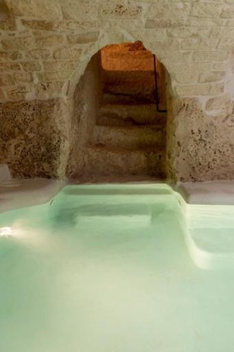Bed and Breakfast Alesia Luxury Cave Ostuni Exterior foto