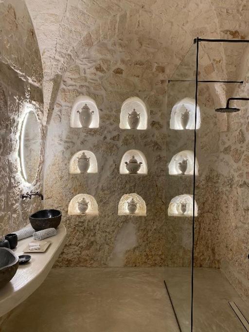Bed and Breakfast Alesia Luxury Cave Ostuni Exterior foto